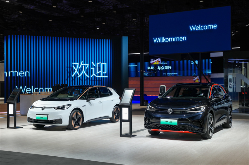 ID.3&ID.4X双车.jpg